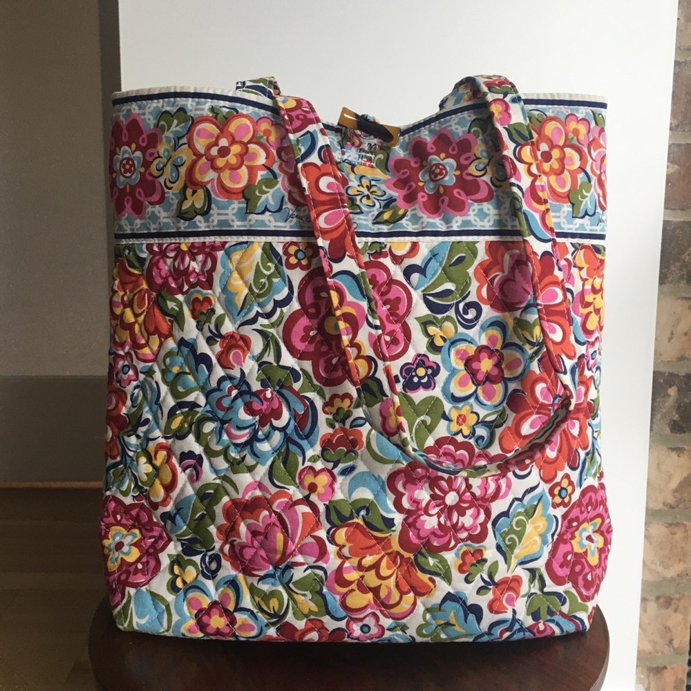 NWOT Vera Bradley Tote
